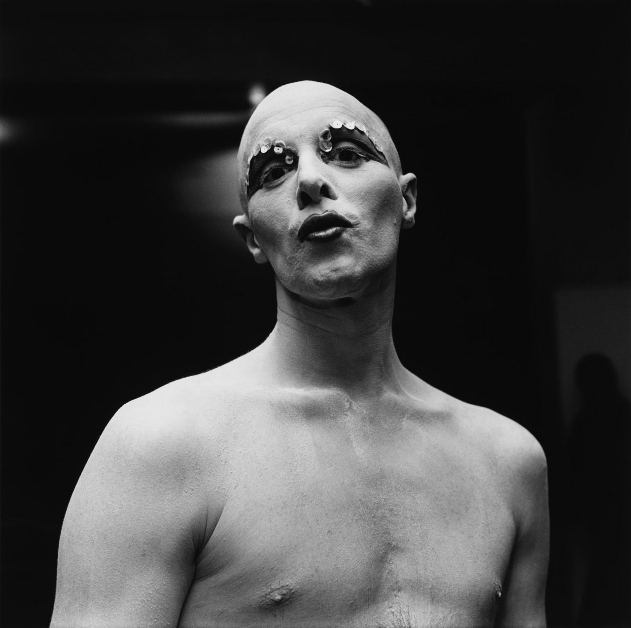 Peter Hujar, Larry Ree Backstage, 1974, zdj.: The Peter Hujar Archive, Artist Rights Society (ARS), New York and Pace Gallery.